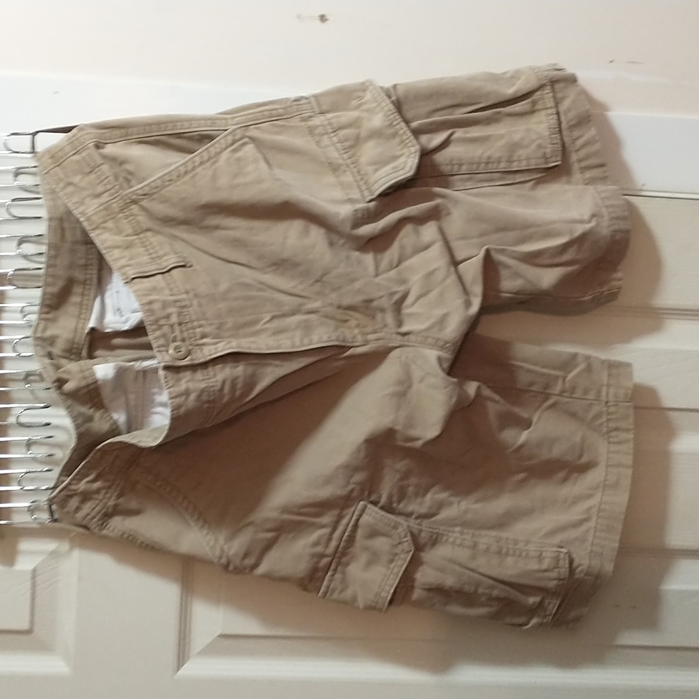 Men's Beige Old Navy Cargo Shorts